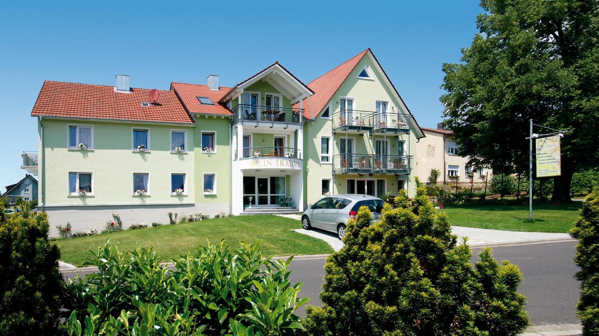 Hotel Wein-Träume Thüngersheim Exterior foto